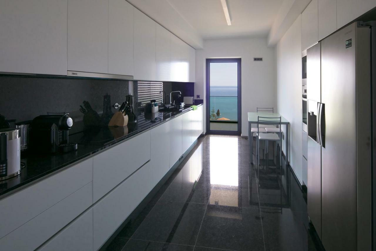 Spacious Luxury Holiday Apartment With A Great View, Funchal, Free Wifi And Parking Funchal (Madeira) Exterior foto